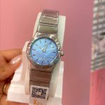 ساعت امگا منهتن زنانه صفحه آبی