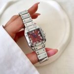 ساعت کارتیر زنانه سانتوز صفحه زرشکی