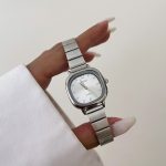 ساعت کاسیو صفحه مربع سفید بند کرکره ای