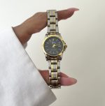 ساعت کاسیو زنانه تقویم دارصفحه مشکی بند سیلور طلایی - Image 2