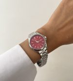 ساعت کاسیو زنانه تقویم دار صفحه قرمز بند سیلور - Image 3