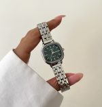 ساعت نایدو صفحه مربع سبز بند حصیری