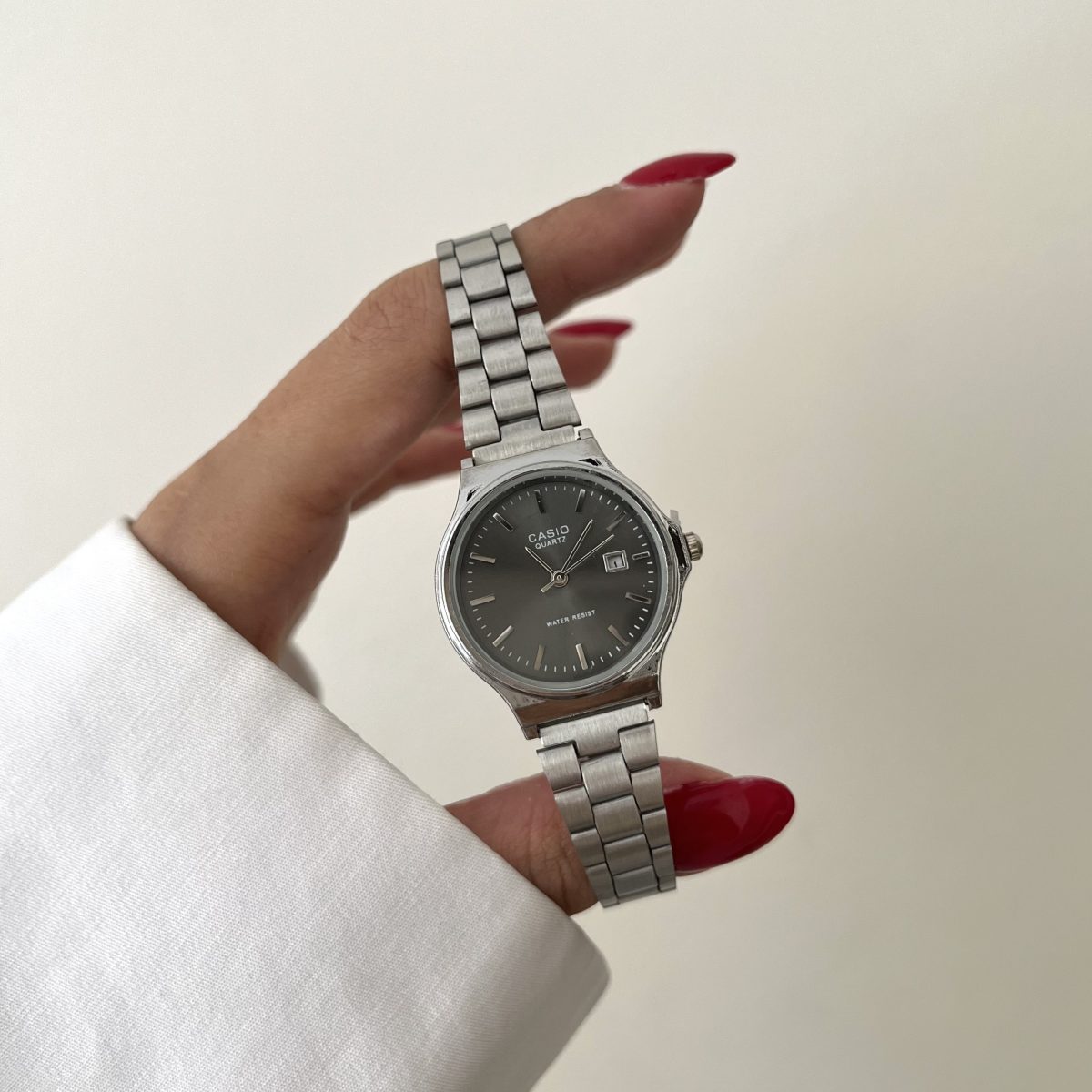 ساعت کاسیو زنانه vintage صفحه مشکی