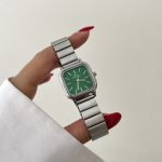 ساعت DW صفحه سبز بند سیلور کرکره ای