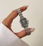 ساعت نایدو صفحه شیشه تراش بند حصیری - Image 2