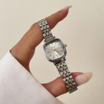 ساعت نایدو صفحه شیشه تراش بند حصیری