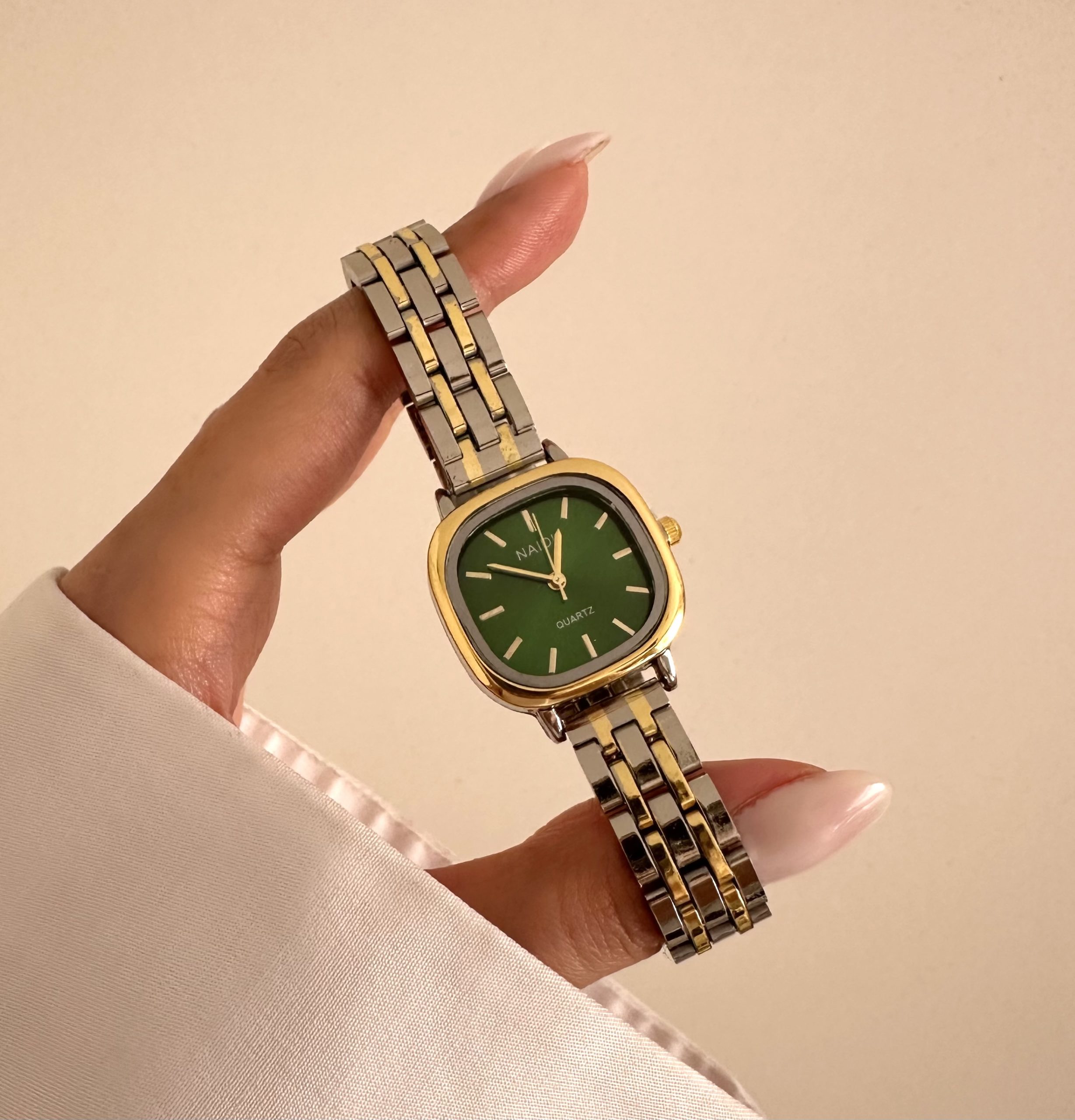 IMG_4225 ساعت نایدو سیلور گلد صفحه سبز بند حصیری - Image 1