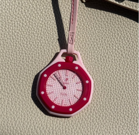 66666666 ساعت چارم APxSWATCH قرمز صورتی - Image 1