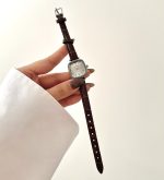 ساعت نایدو صفحه مربع بند چرمی - Image 4